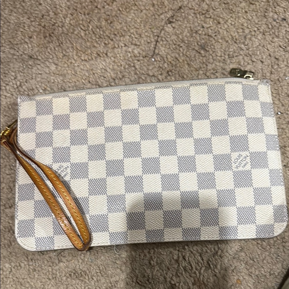 Authentic Louis Vuitton pouchette
